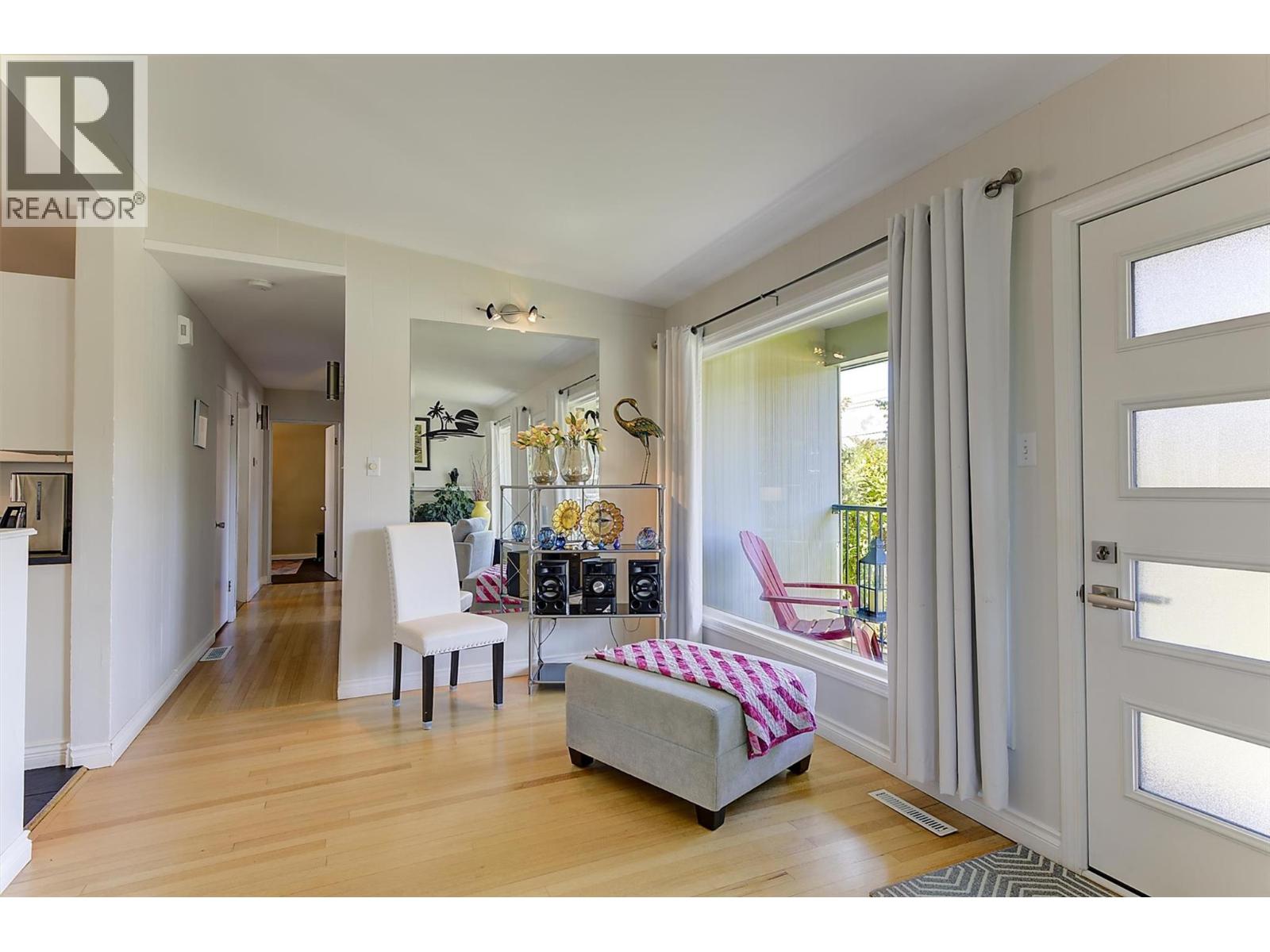 1296 Kelglen Crescent, Kelowna