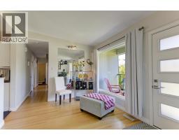 1296 Kelglen Crescent, Kelowna, BC V1Y6K5 Photo 20