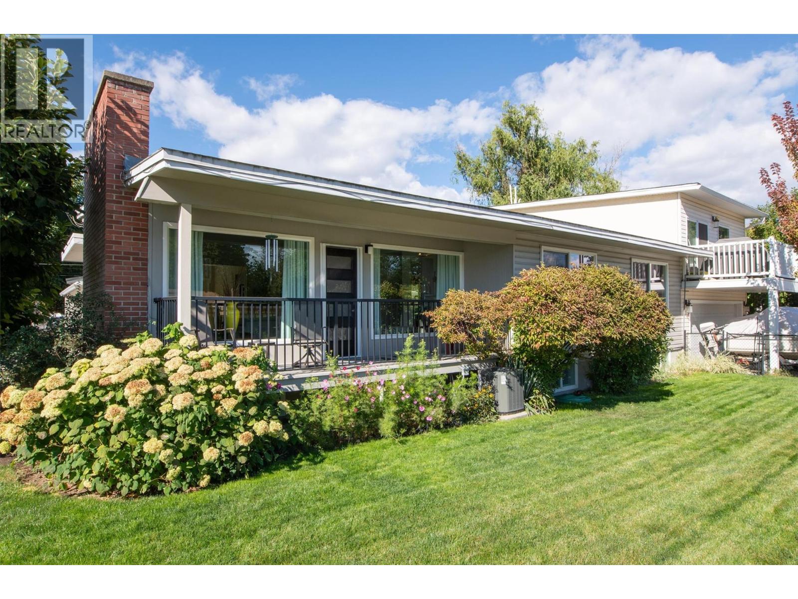 1296 Kelglen Crescent, Kelowna
