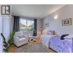 1296 Kelglen Crescent, Kelowna, BC V1Y6K5 Photo 23