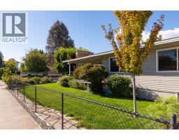 1296 Kelglen Crescent, Kelowna, BC V1Y6K5 Photo 53