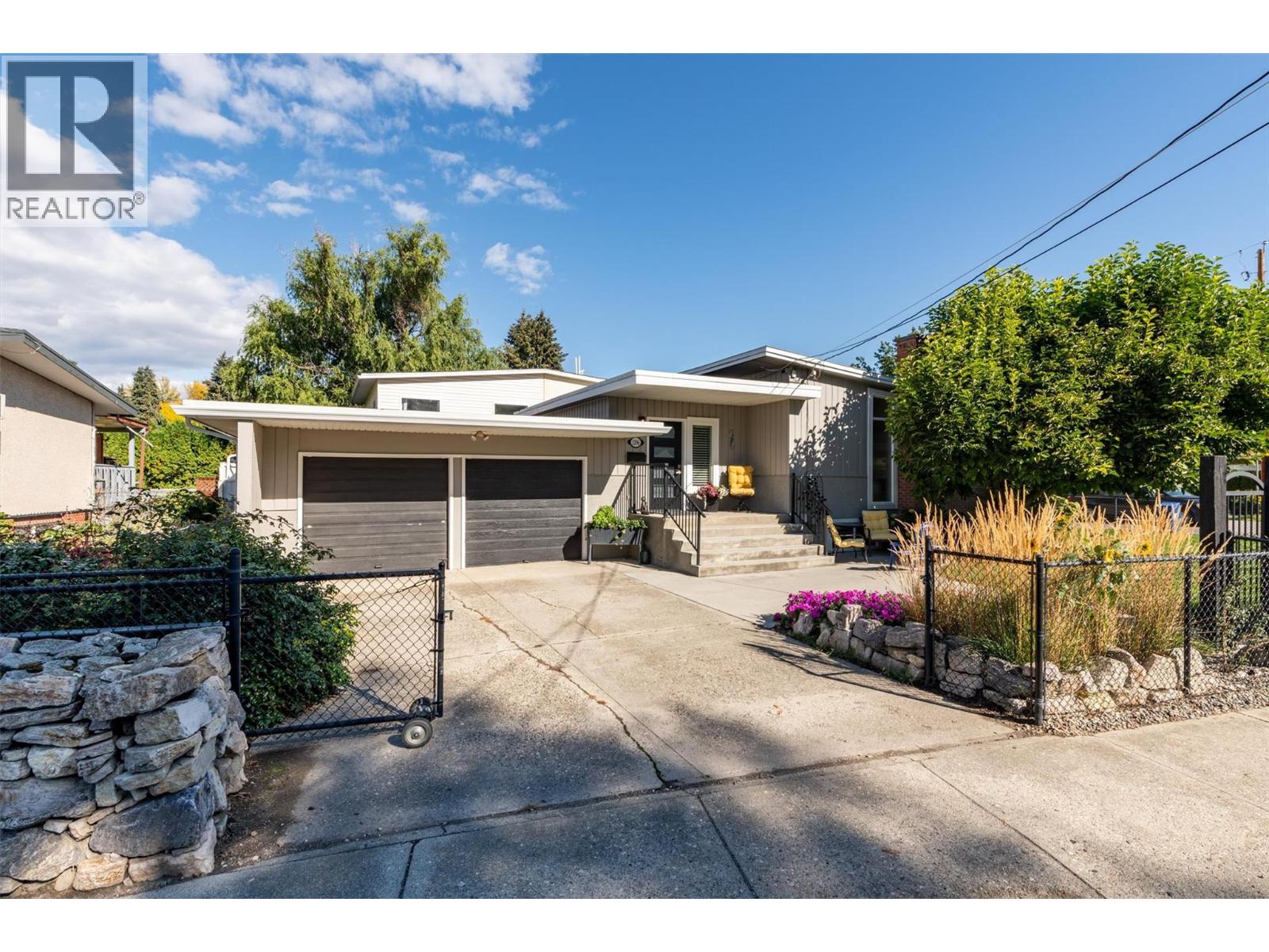 1296 Kelglen Crescent - 49