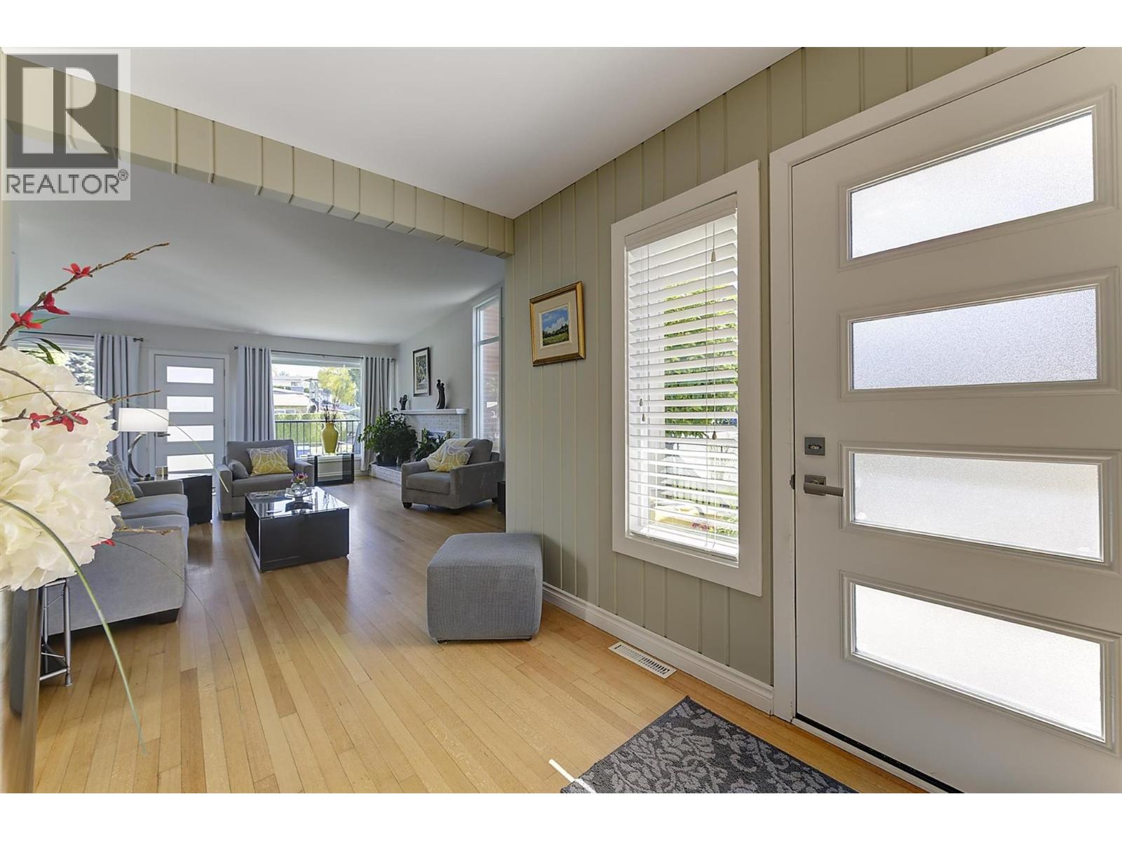 1296 Kelglen Crescent, Kelowna