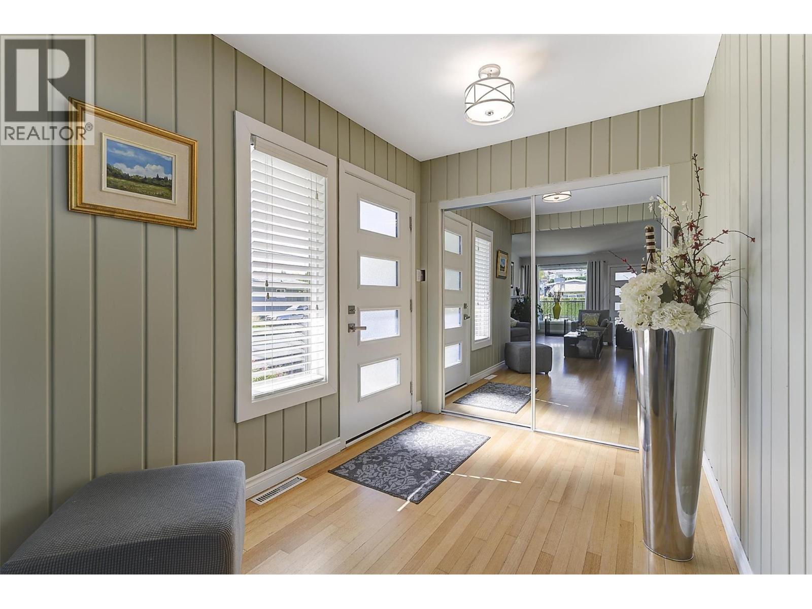 1296 Kelglen Crescent, Kelowna