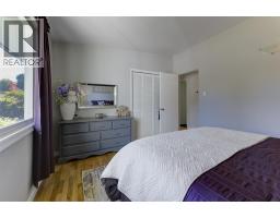 1296 Kelglen Crescent, Kelowna, BC V1Y6K5 Photo 26