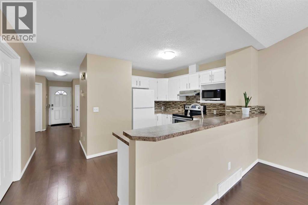 104 Catalina Circle NE - Image 12