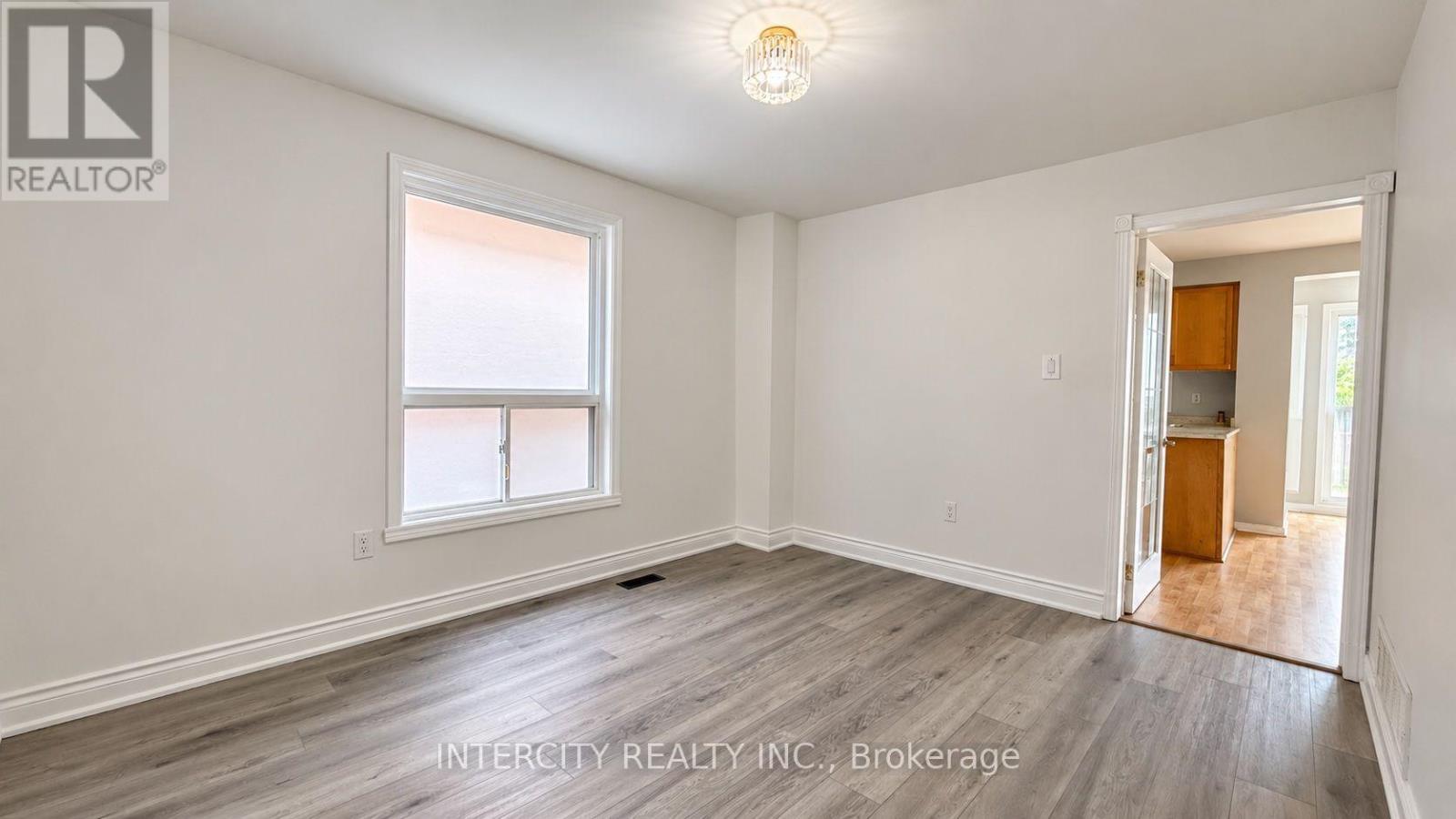 159 Moffatt Avenue, Brampton, ON photo 13