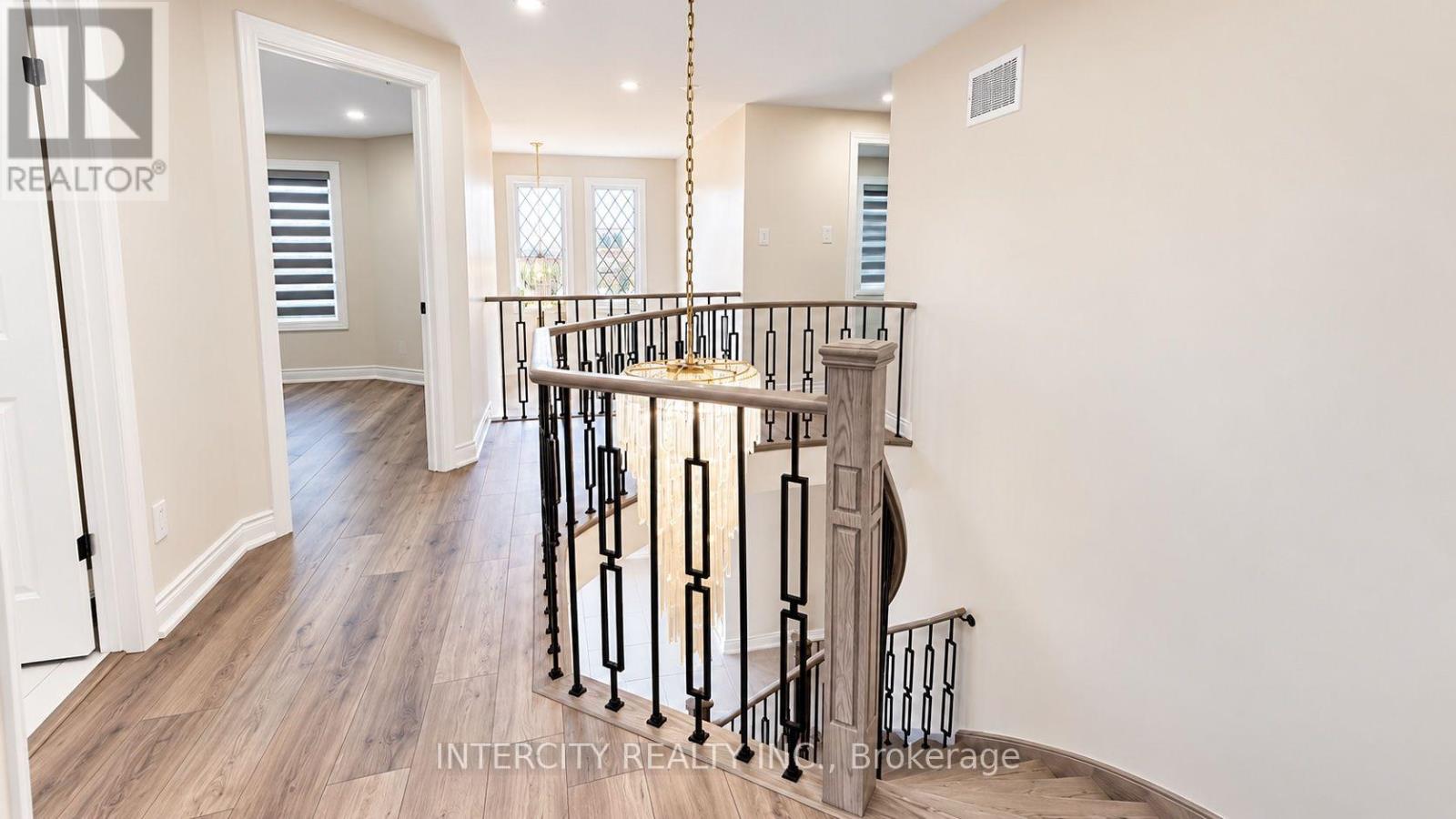 159 Moffatt Avenue, Brampton, ON photo 24