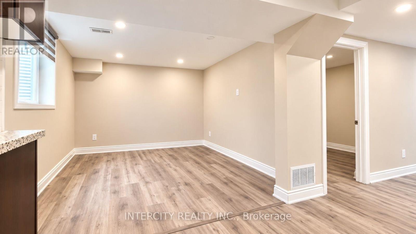 159 Moffatt Avenue, Brampton, ON photo 35