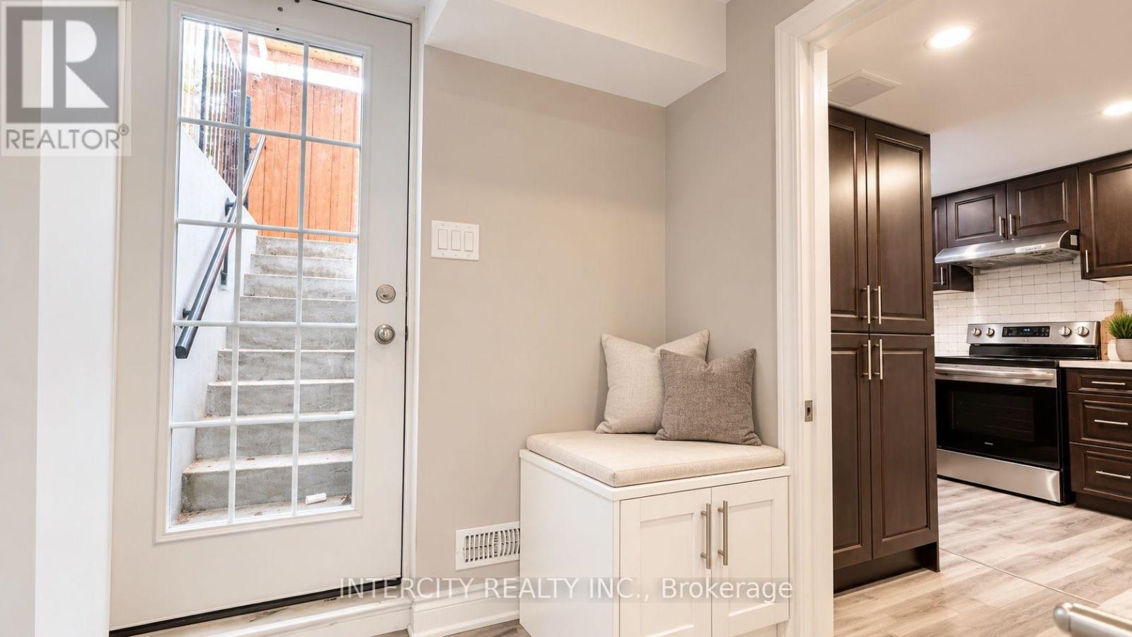 159 MOFFATT AVENUE - 38