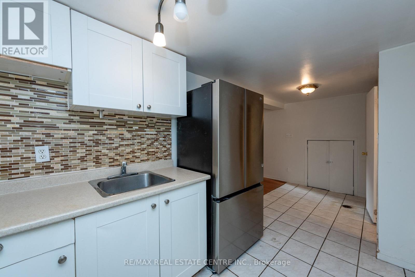 45 AUTUMN BOULEVARD - 32