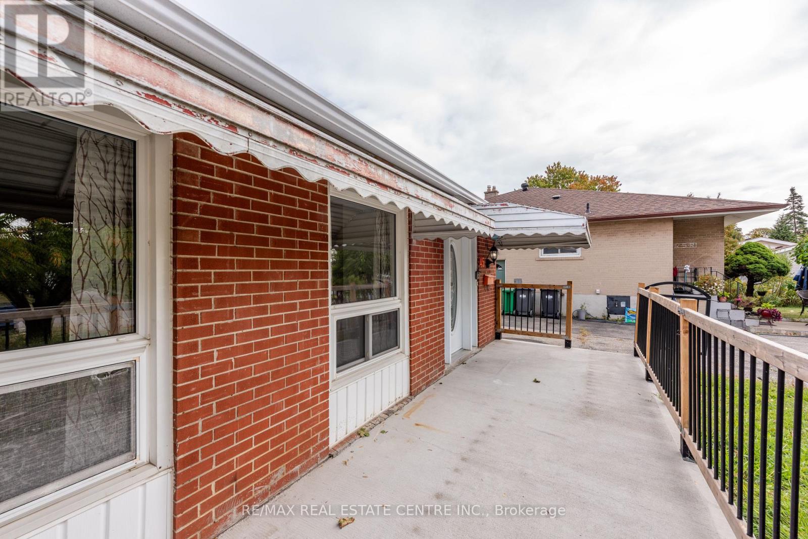 45 AUTUMN BOULEVARD - 35
