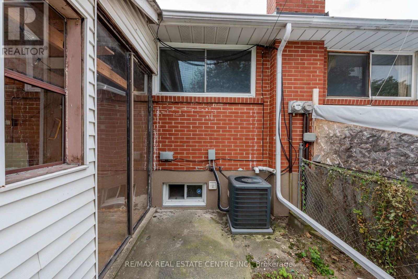 45 AUTUMN BOULEVARD - 42