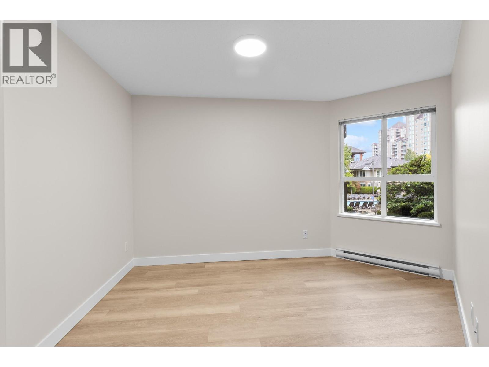 #211 1083 Sunset Drive - 22