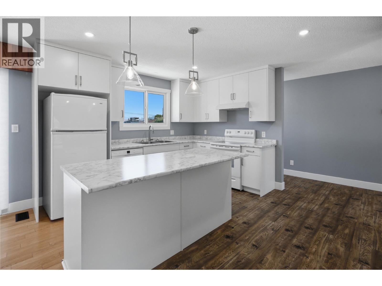 1801 HAMILTON Avenue - Image 15