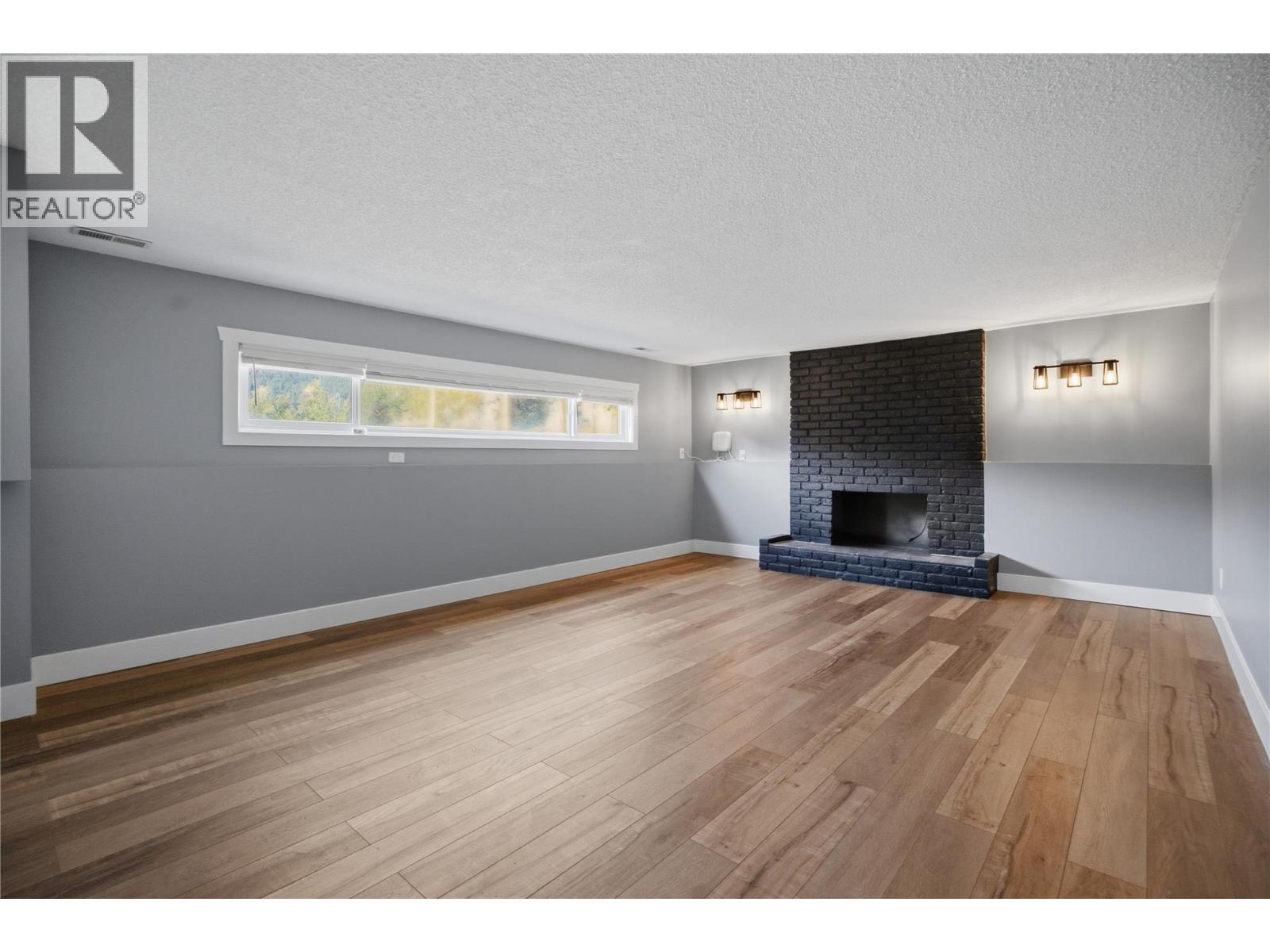 1801 HAMILTON Avenue - 28