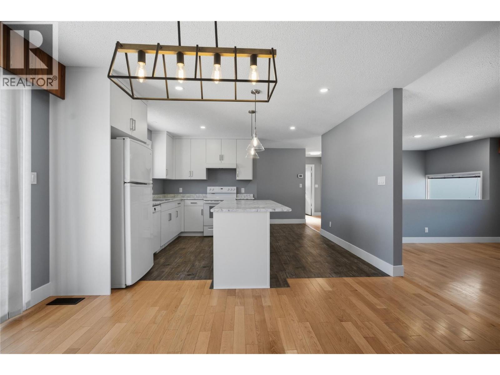 1801 HAMILTON Avenue - Image 12
