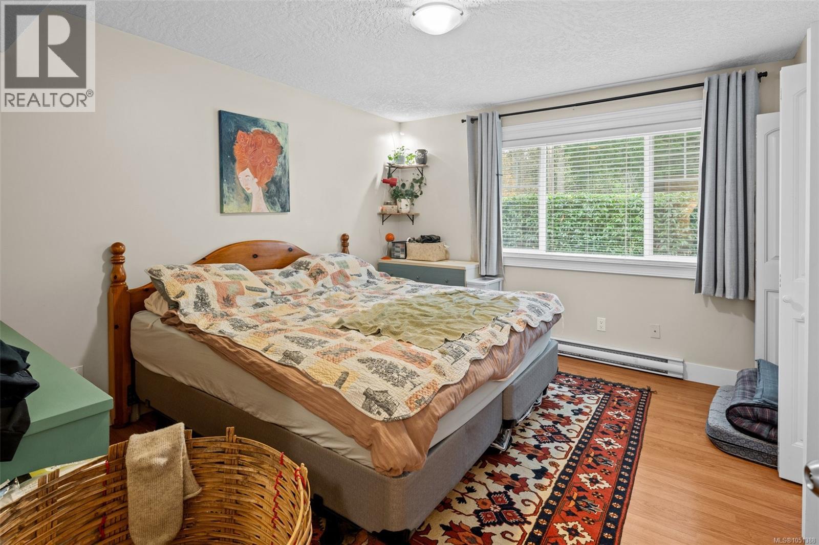 2026 Hannington Rd - Image 32