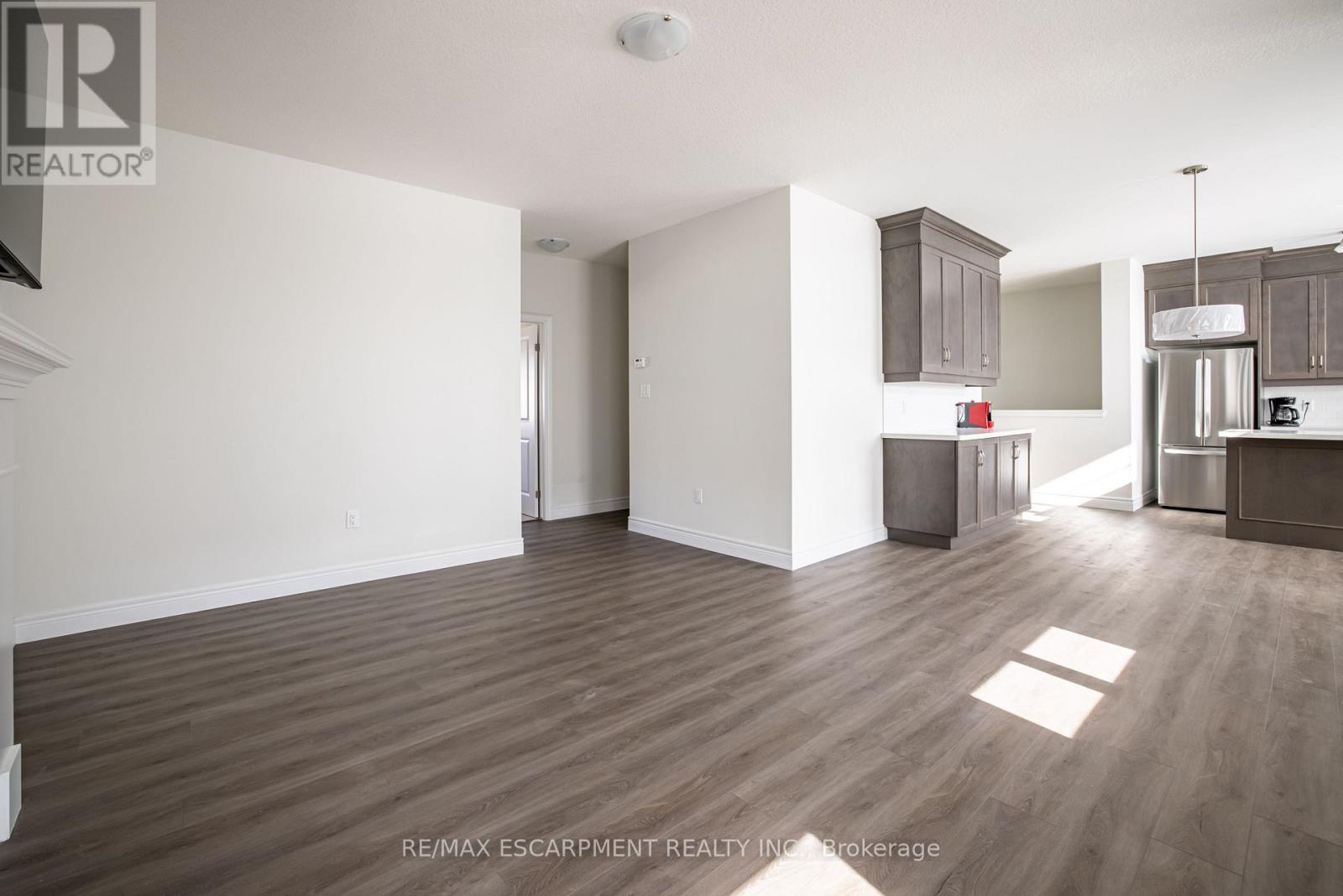 10 Shores Lane — photo 13