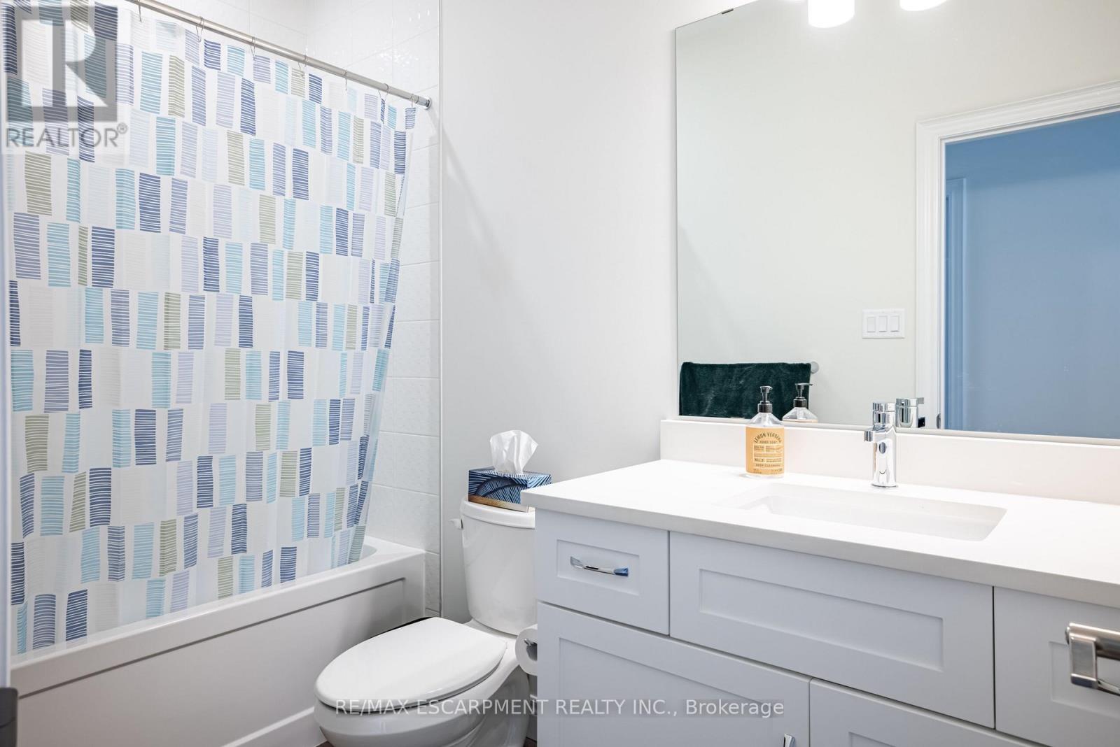 10 Shores Lane — photo 18