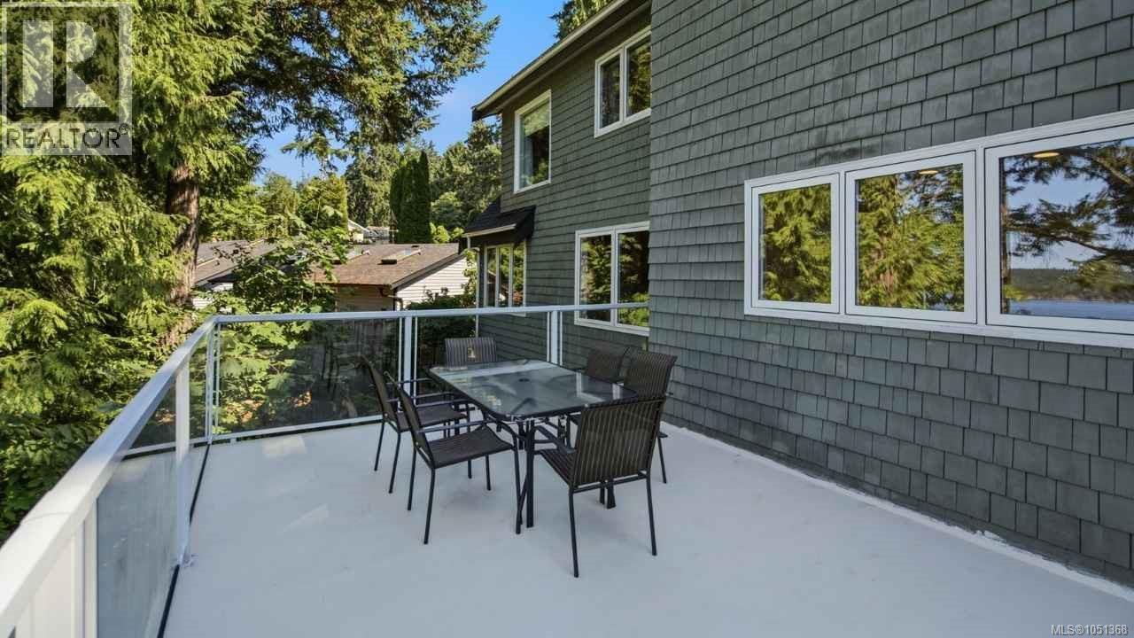 302 Roland Rd - Image 42