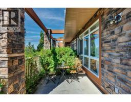 5, 148 Rockyledge View NW - photo 7