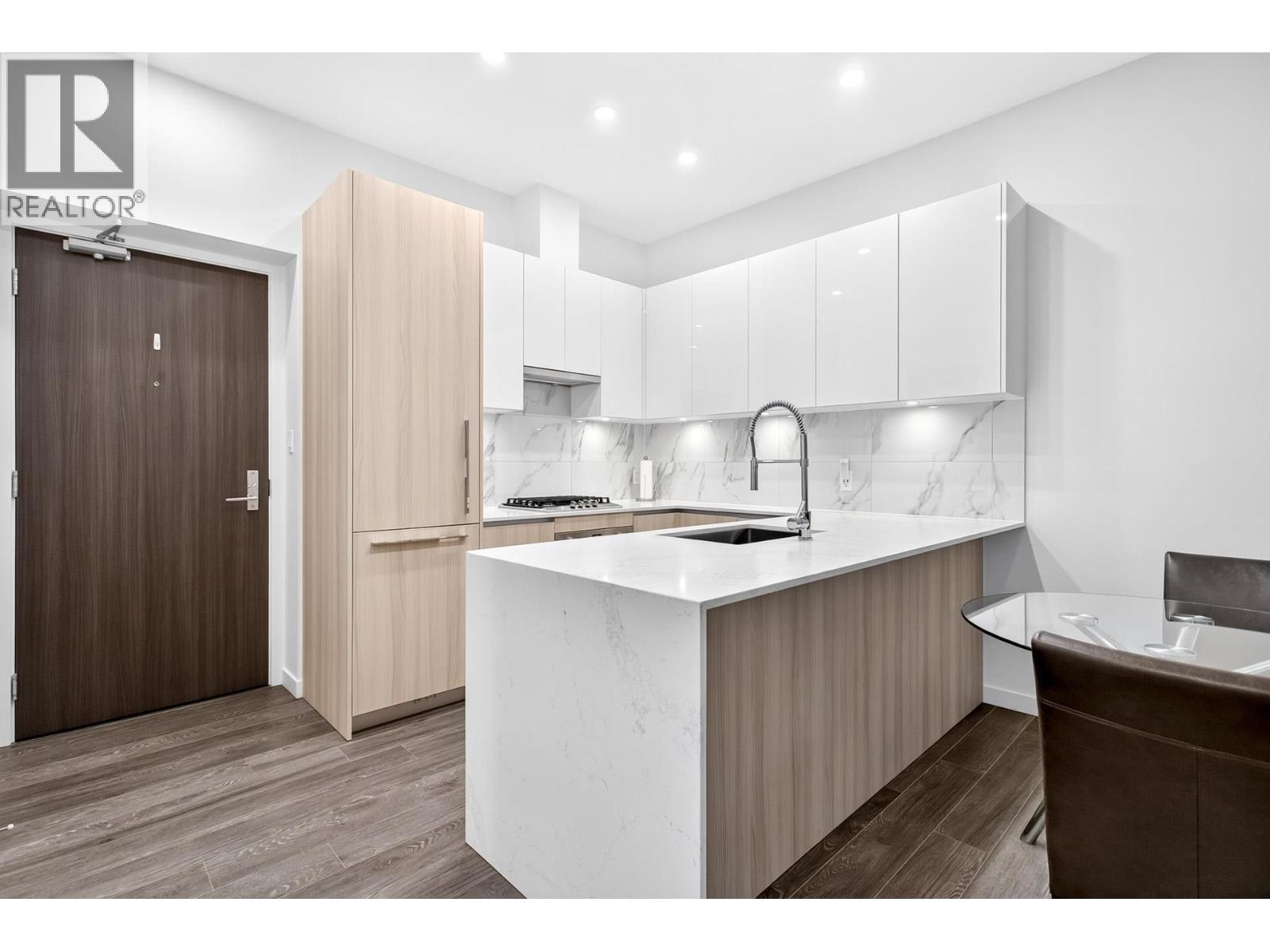 Photo of 3103 5333 GORING STREET 10