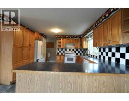 11405 103 Street, Peace River, AB T8S1M2 Photo 11