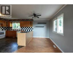11405 103 Street, Peace River, AB T8S1M2 Photo 13