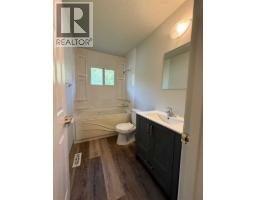 11405 103 Street, Peace River, AB T8S1M2 Photo 23