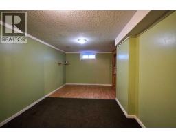 11405 103 Street, Peace River, AB T8S1M2 Photo 26
