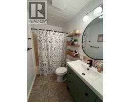 11201 91 Street, Peace River, AB T8S1P7 Photo 30