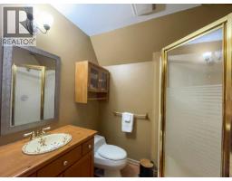 3075 Waverly Rd. Road, Sorrento, BC V0E2W1 Photo 33