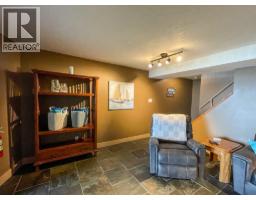 Family room - 3075 Waverly Rd. Road, Sorrento, BC V0E2W1 Photo 9