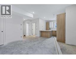 844 Hampshire Crescent NE - photo 40
