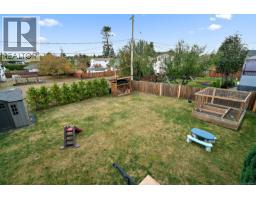 3988 Larchwood Dr, Saanich, BC V8N3P5 Photo 33