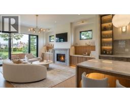 Living room - 1616 50 Avenue Sw, Calgary, AB T2T2V9 Photo 6