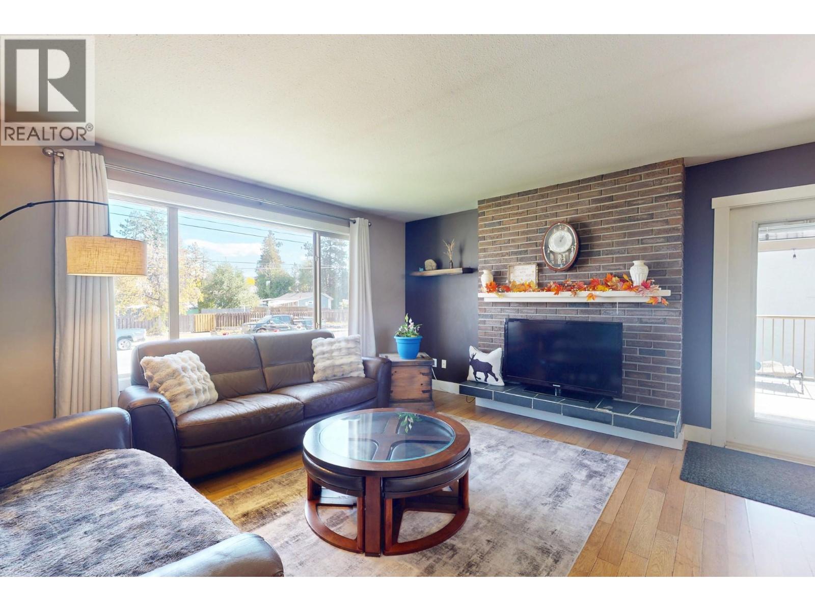 620 Ziprick Road - 4