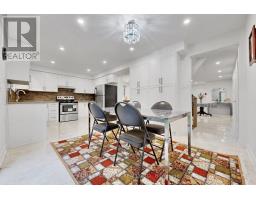 Eating area - 22 Pining Road, Markham, ON L3T5N6 Photo 7