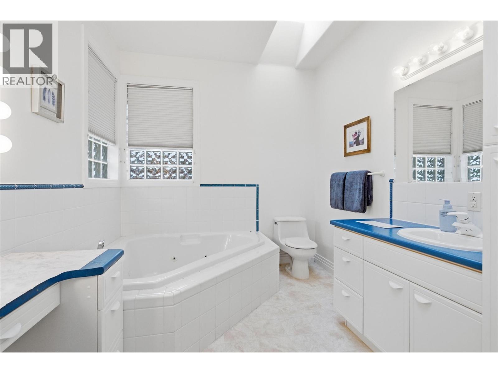 2025 Panorama Court - 29