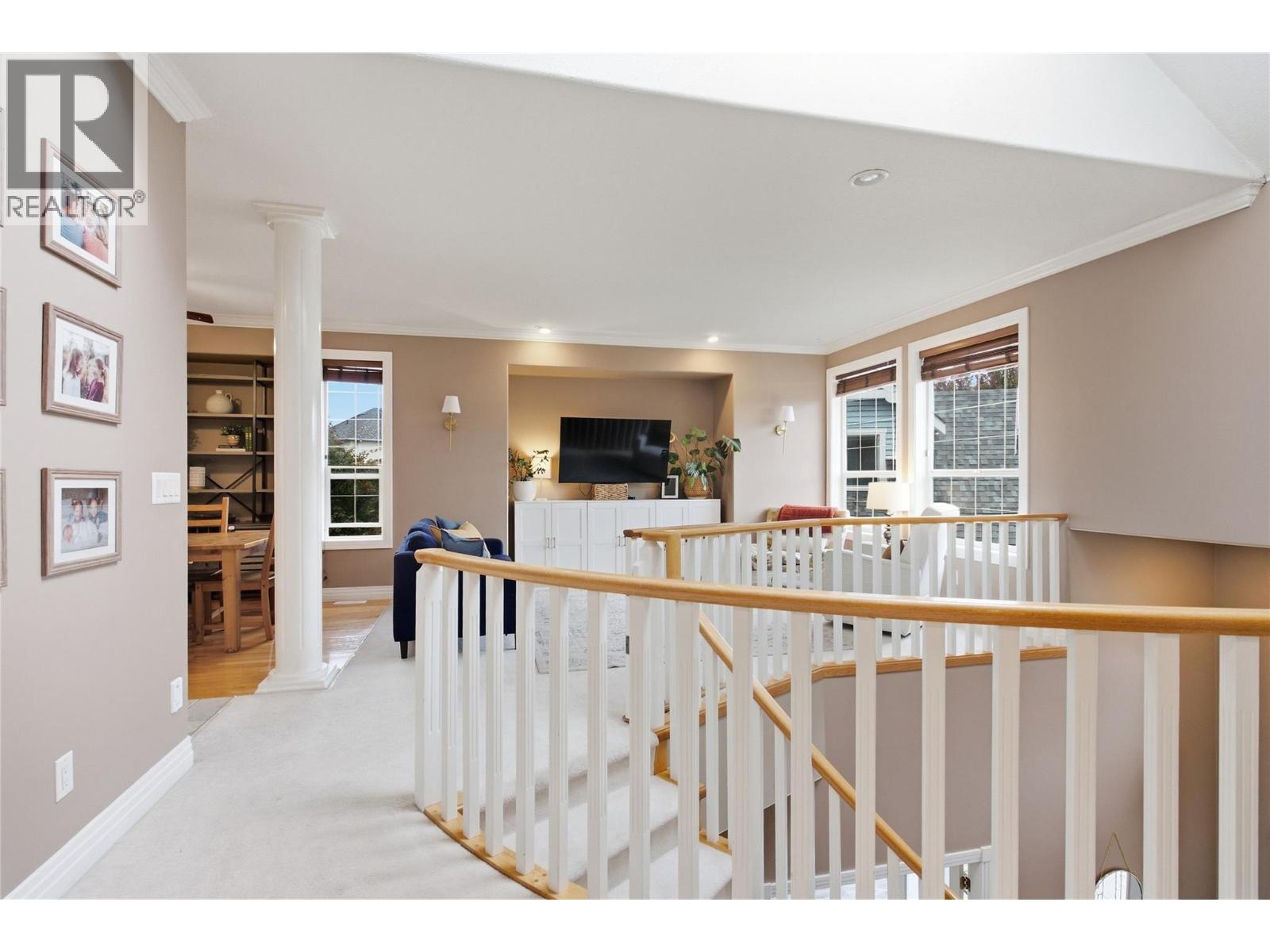 2025 Panorama Court - 36