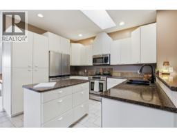 2025 Panorama Court, Kamloops, BC V2E2S1 Photo 19