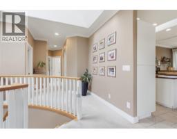 2025 Panorama Court, Kamloops, BC V2E2S1 Photo 37