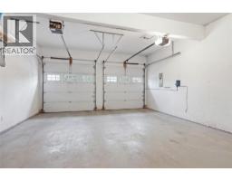 2025 Panorama Court, Kamloops, BC V2E2S1 Photo 39