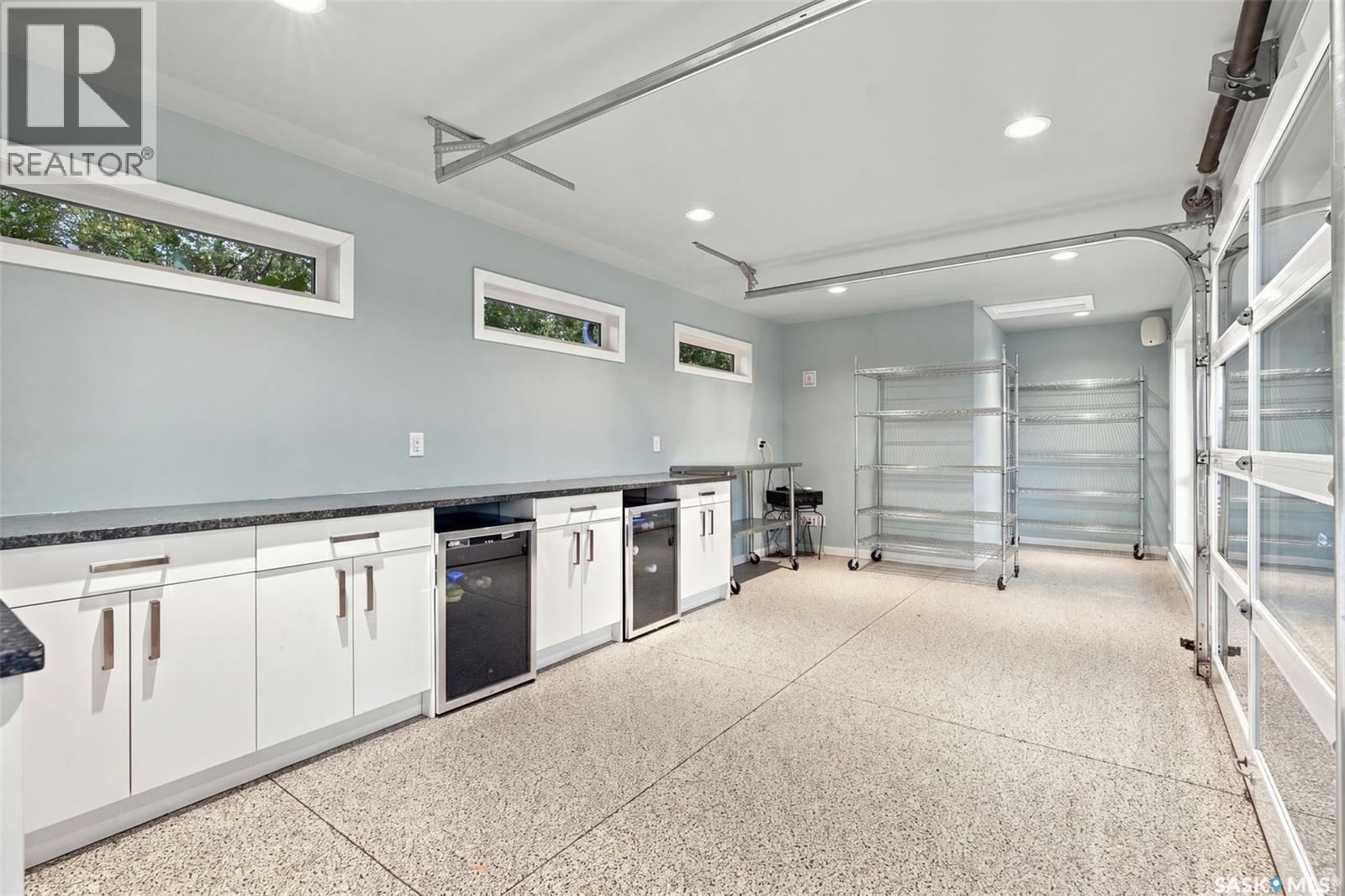 11 Mandalay DRIVE - Image 76