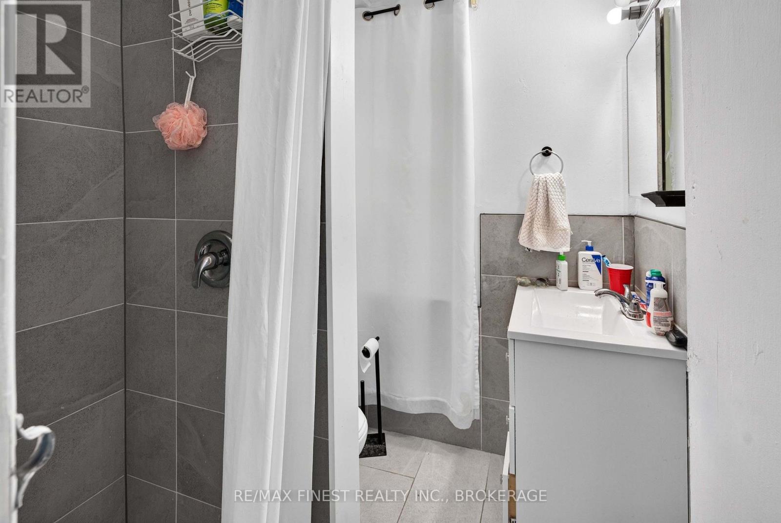 364 BROCK STREET - Image 24