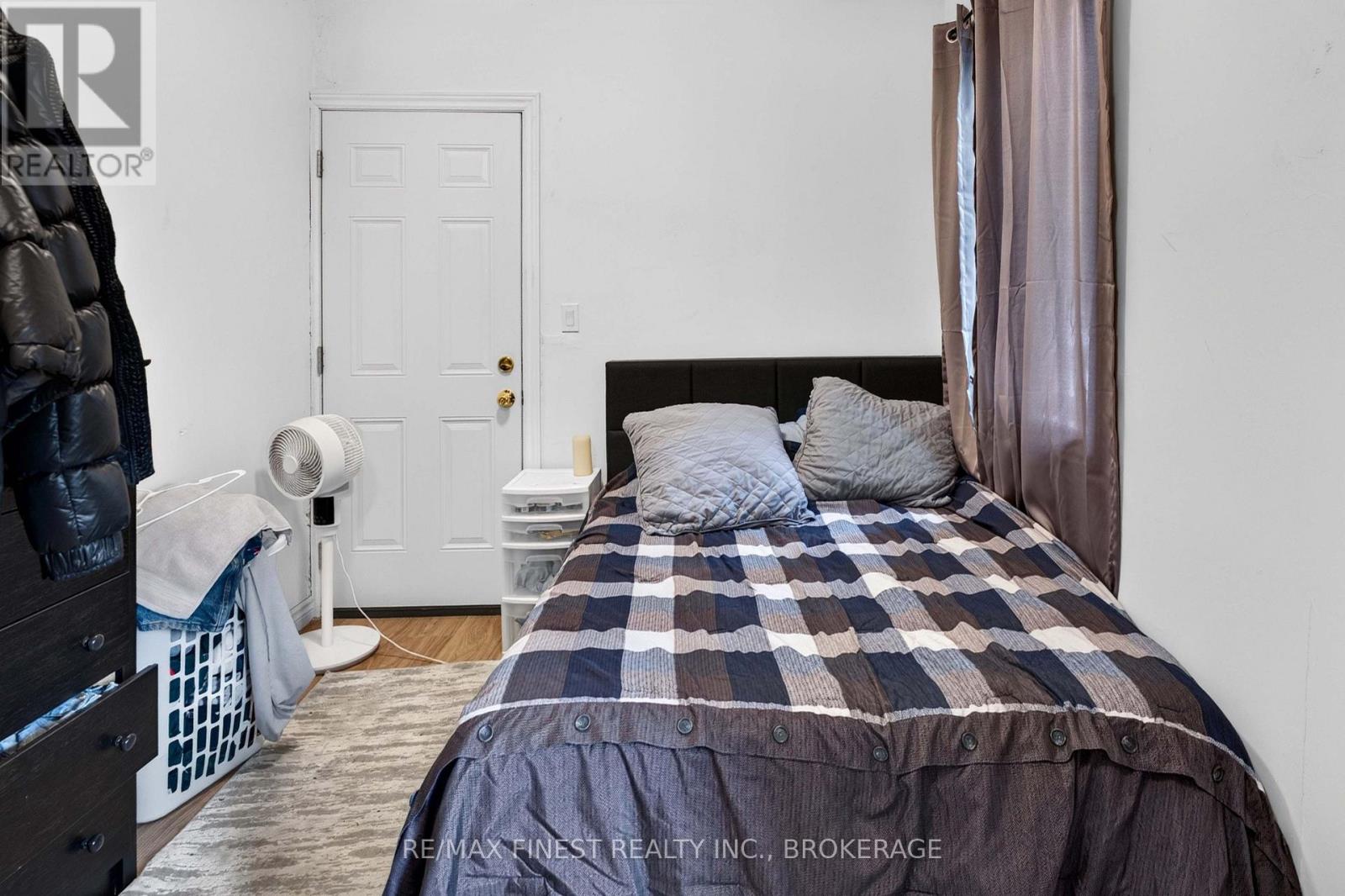 364 BROCK STREET - Image 30