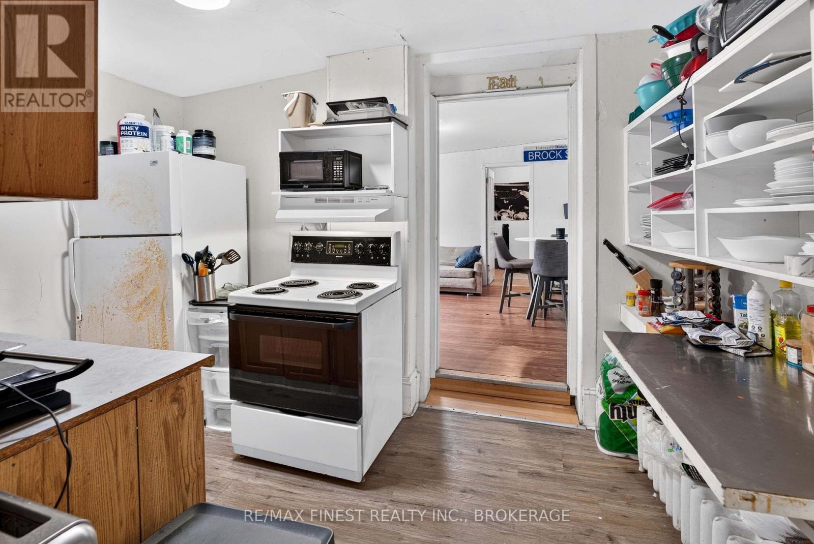 364 BROCK STREET - Image 38
