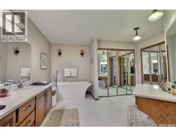 338 Avon Drive, Regina, SK S4V1L8 Photo 39
