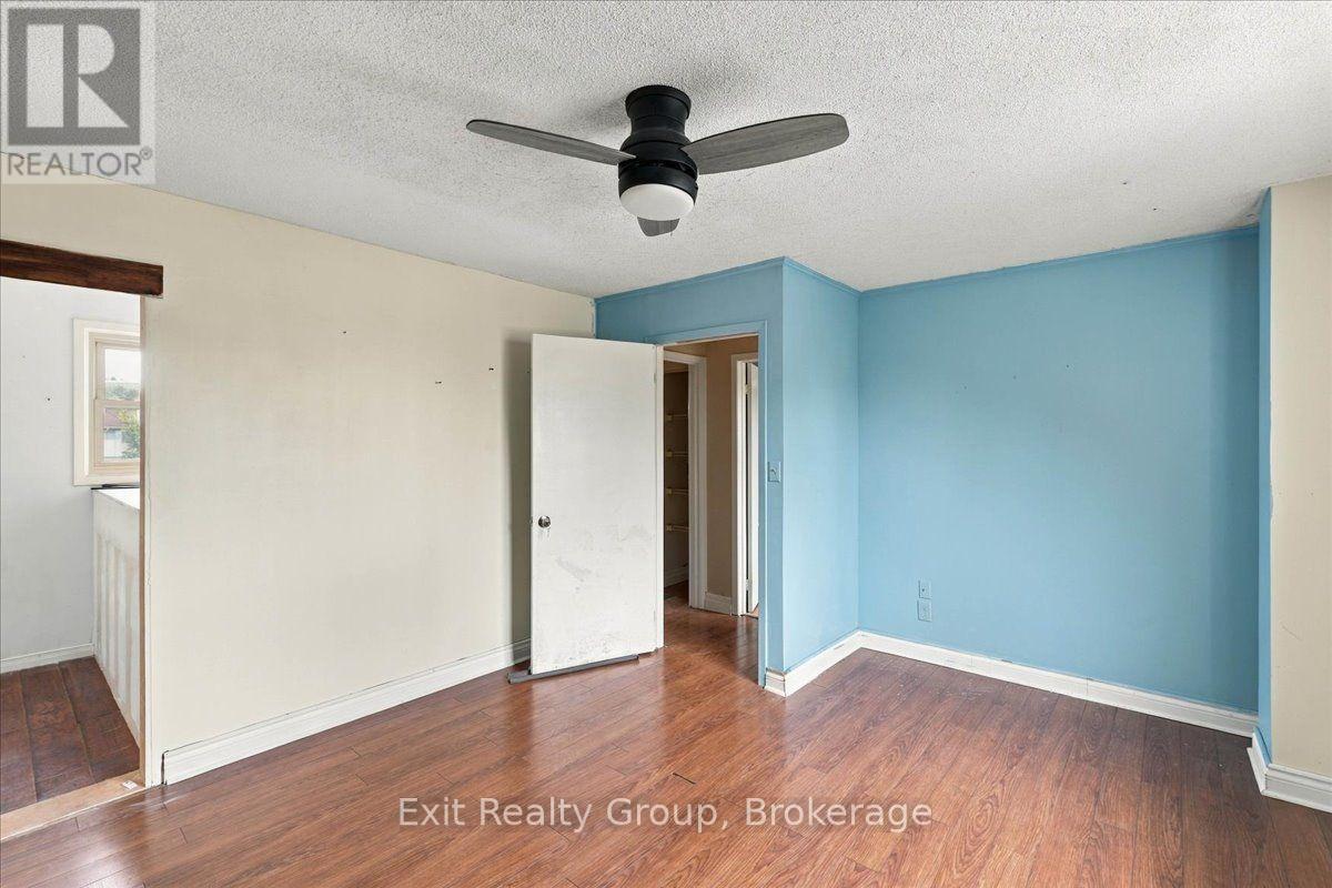850 Littlestone Crescent, Kingston, ON photo 13
